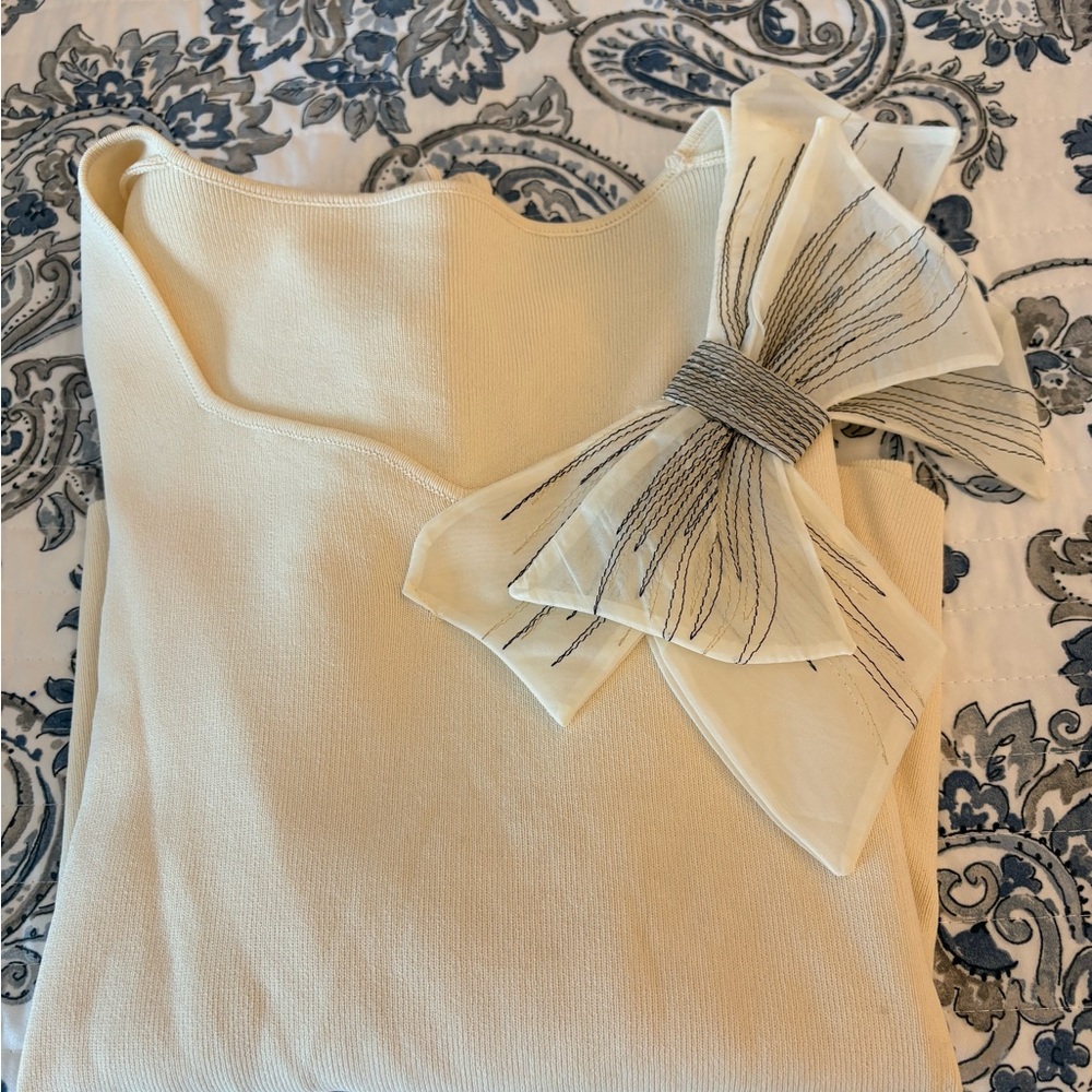 Elegant Cream Bow-Accent Women's Top